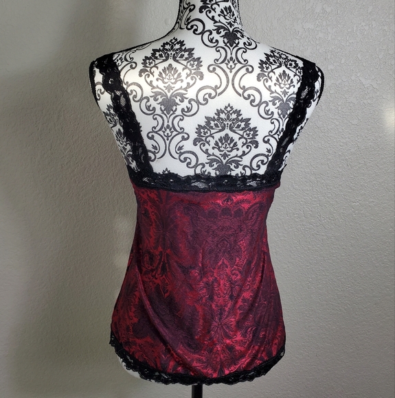 Arianne Red and Black Lace Camisole Katherine Pierce Alt - Picture 3 of 3